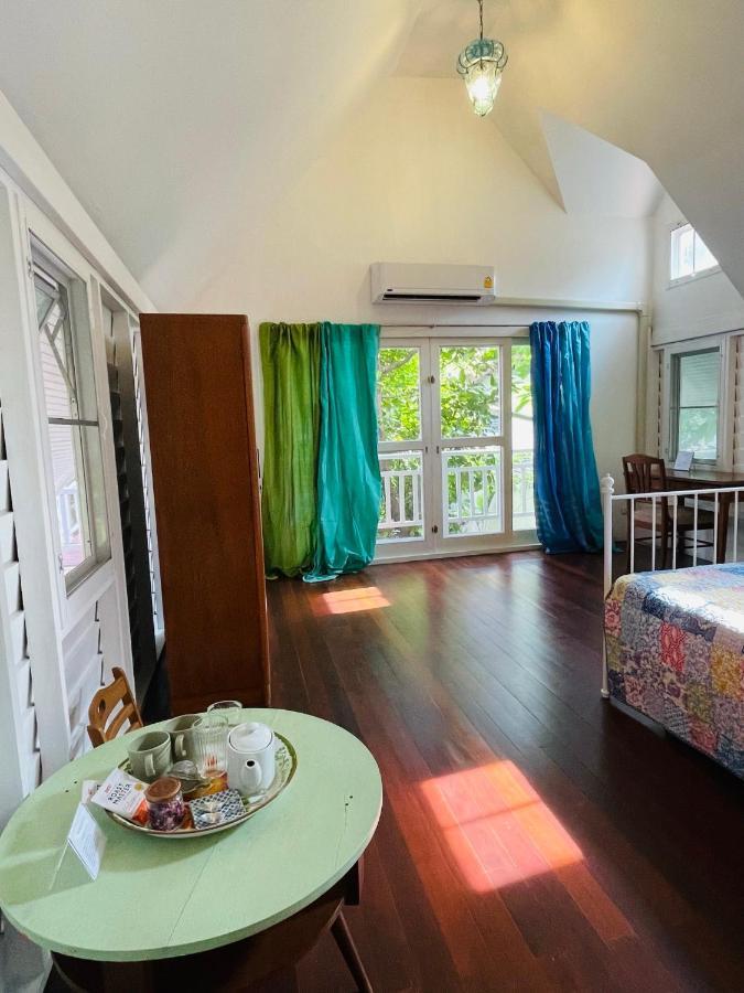 The Backyard 28 Villa Bangkok Ngoại thất bức ảnh
